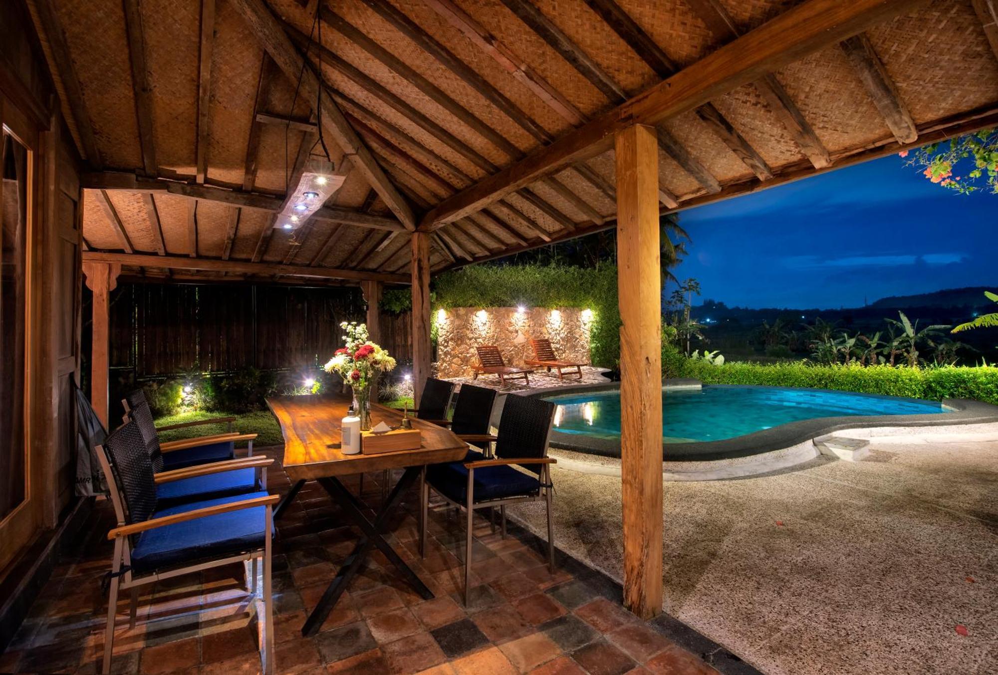 Villa Blue Steps Yogyakarta Eksteriør billede