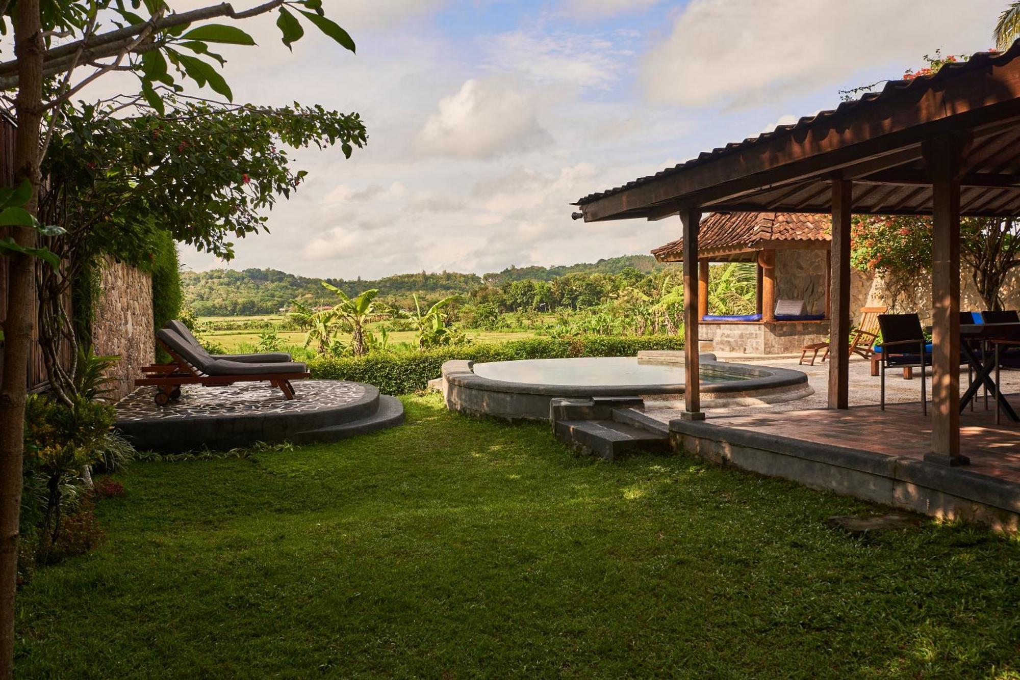 Villa Blue Steps Yogyakarta Eksteriør billede
