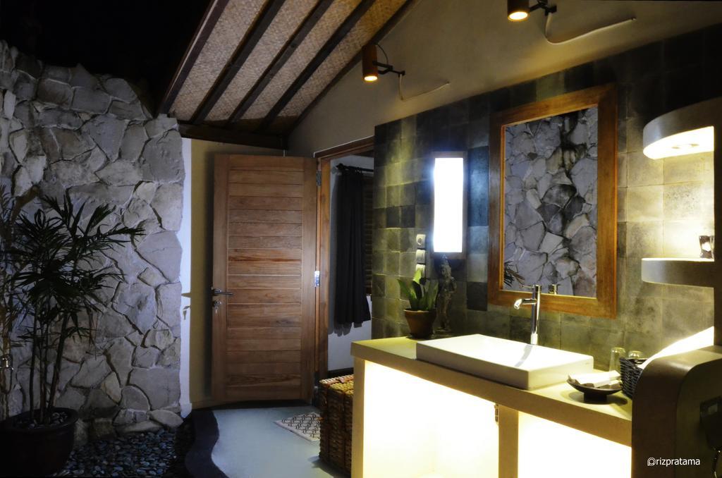Villa Blue Steps Yogyakarta Eksteriør billede