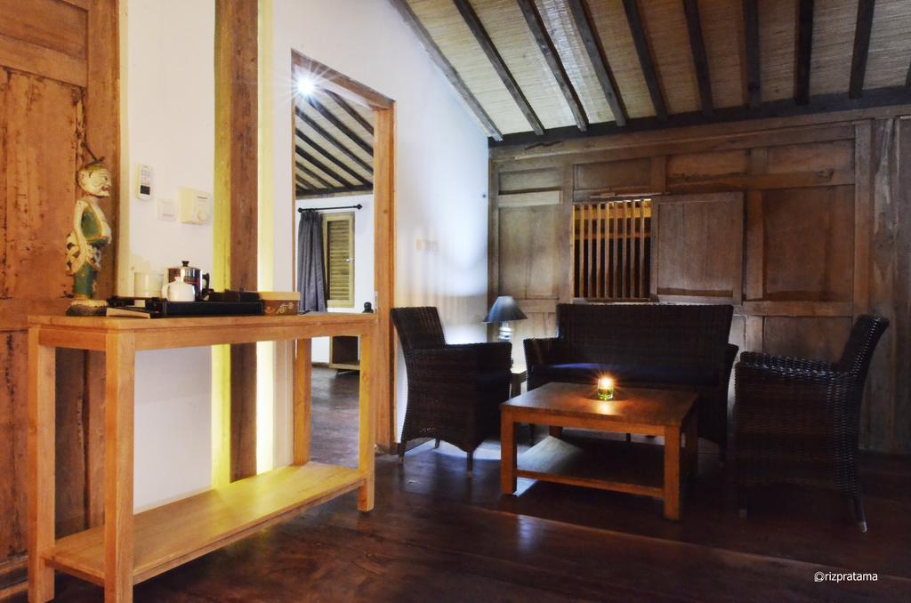 Villa Blue Steps Yogyakarta Eksteriør billede